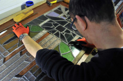 Maître verrier pour réalisation d'une vitrerie simple ou décorative dans votre intérieur  